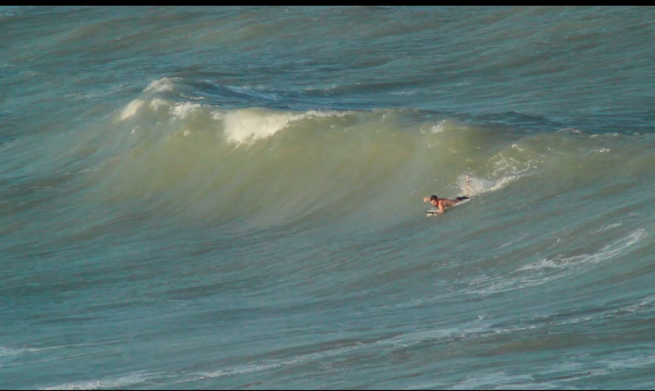 O mar estava com um bom tamanho